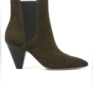 Veronica Beard
Baxter Suede Western Chelsea Boots  Sz. 9M